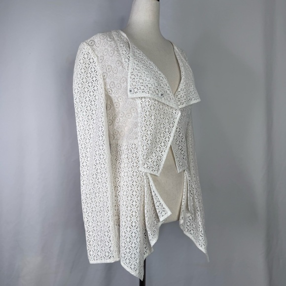 Marchesa Voyage white lace jacket nipped waist handkerchief hem snaps SAMPLE 4 - Picture 9 of 9